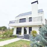Cernica Vila eleganta cu arhitectura rafinata, in Cernica – Caldararu